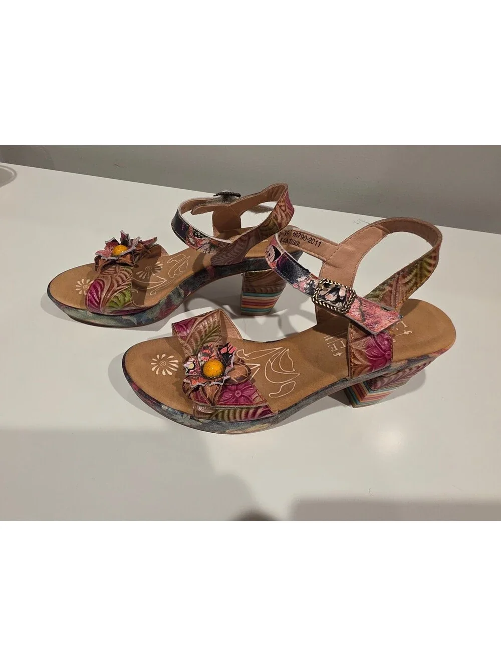 Spring Step L'Artiste Leilanie Genuine Leather Floral Heeled Sandals Size 39